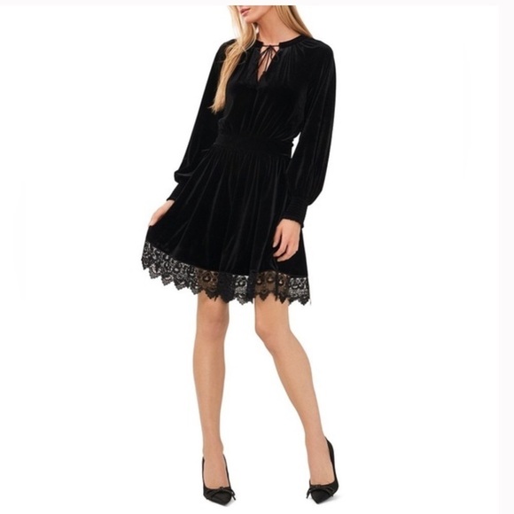 Chelsea & Violet Dresses & Skirts - Chelsea and Violet lace trim black velvet dress